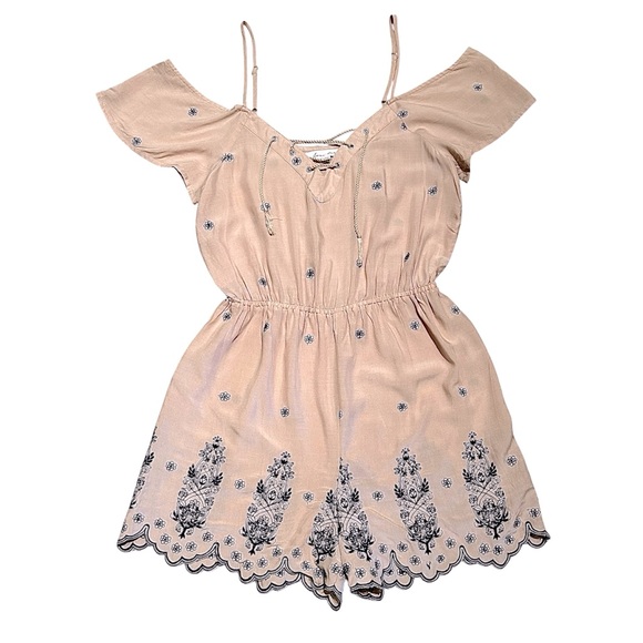 Love Tree Pants - Love Tree Beige Floral Off-Shoulder Romper